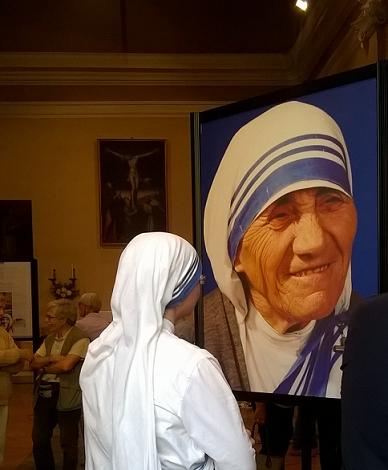 Featured image for “Madre Teresa/Gessate”